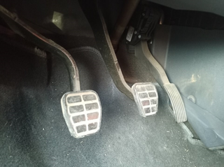 PEDAL EMBRAGUE MITSUBISHI COLT CZ3 BERL. 5 (Z30A)