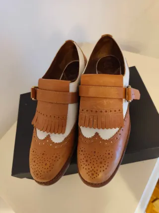 Zapatos Massimo Dutti de piel Camel y Crema