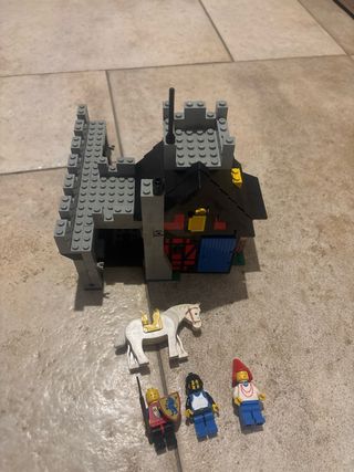 Lego Castello con Cavallo e Figure