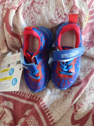 Zapatillas LED Telaraña Niños/Niñas Talla 22