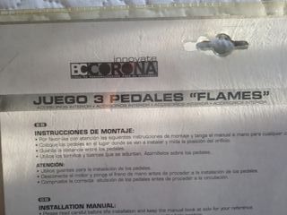Juego 3 Pedales Flames para Coche