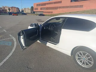 BMW Serie 1 2014.  74.000km