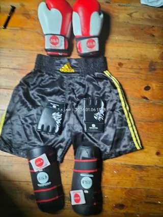 Guantes de boxeo Adidas