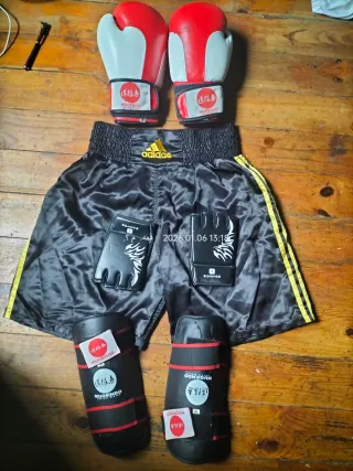 Guantes de boxeo Adidas