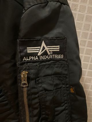 Chaqueta Bomber Alpha Industries MA-1 Negra