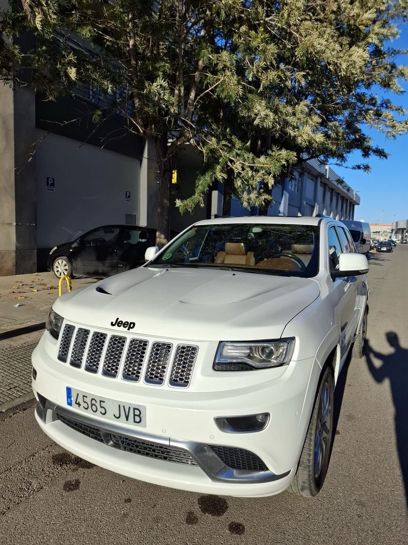 Jeep Grand Cherokee 2016 - foto 1