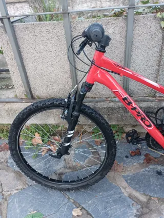 Bici 24 B-PRO Roja