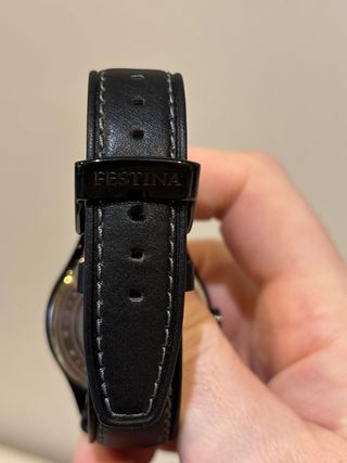 Reloj Festina Negro ESCUCHO OFERTAS