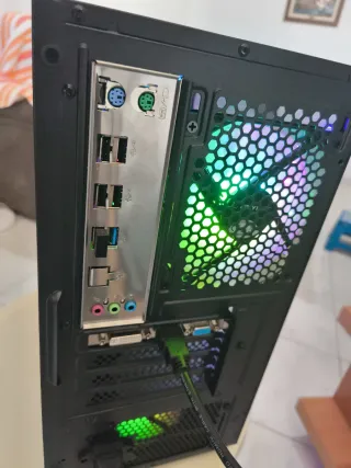 PC Gaming RGB - Bueno, Bonito y Barato