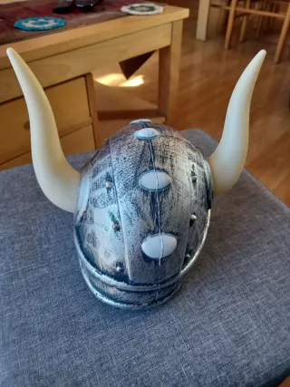 Casco Vikingo con Cuernos para Niño