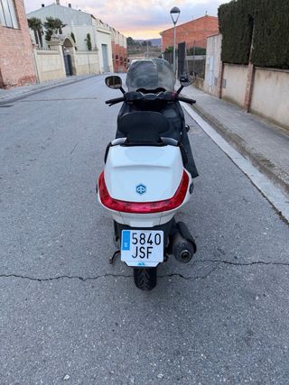 Piaggio X EVO 125 Scooter Blanco