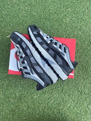 Nike P-6000 Negro/Gris