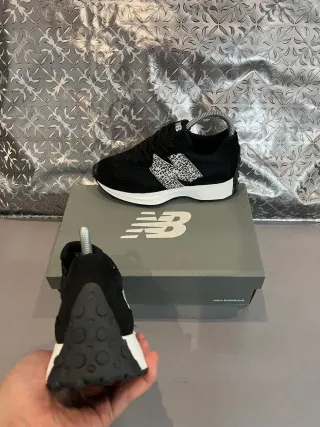 Tênis New Balance 327 Preto Pantera 36