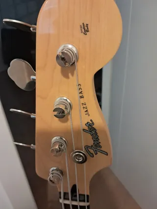 Fender Japan Hybrid II Jazz Bass