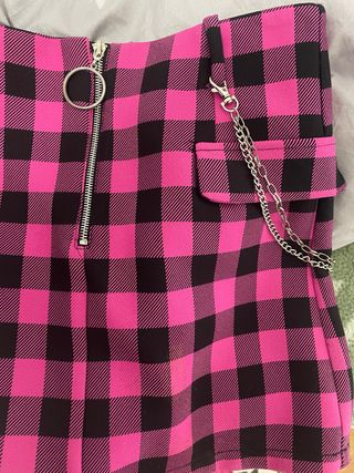 Falda cuadros fucsia y negro