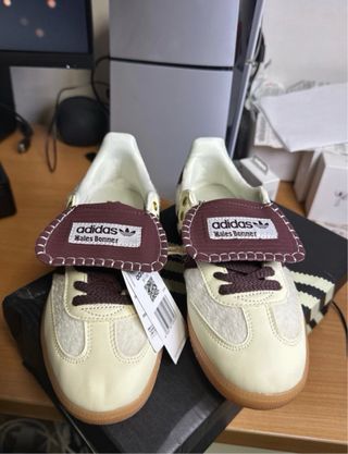 Adidas x Wales Bonner Beige/Burdeo