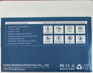 Baofeng UV-2plus Tribanda Radio