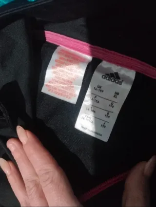 Chándal Adidas Negro y Rosa talla 14-15