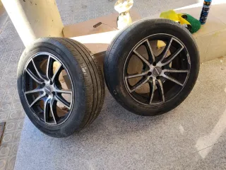 Llantas 4 tornillos
