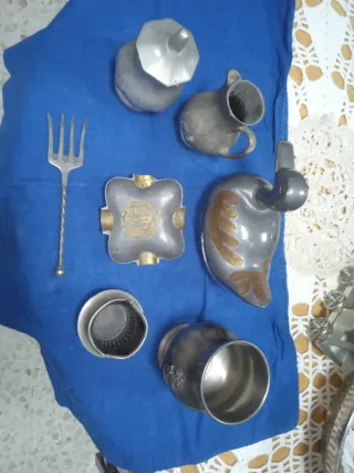 Oggetti in peltro vintage