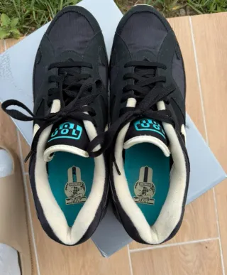 Nike Air Max 180 Preto e Azul