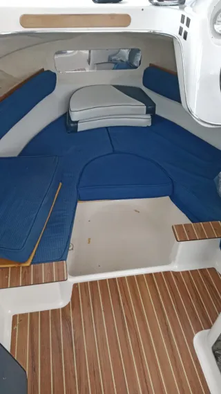 Barco Quicksilver Pilothouse