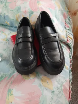 Zapatos Bershka Negros Talla 40