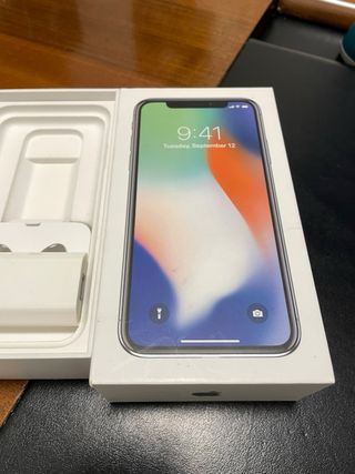 iPhone X 64GB Argento