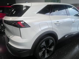 Mitsubishi Grandis 180 HEV KAITEKI+