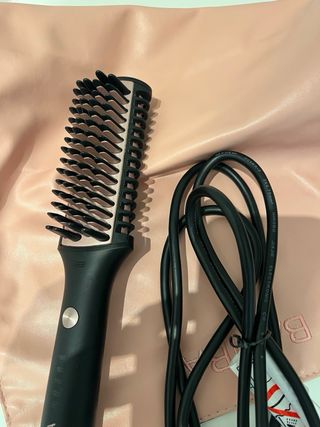 Cepillo alisador Bamba Cecotec negro