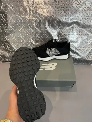 New Balance 327 Preto Pantera Tamanho 37
