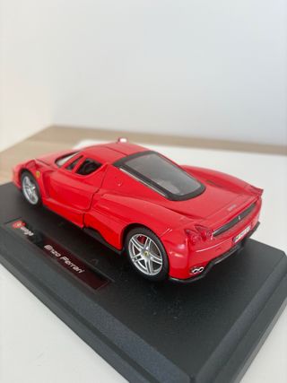 Ferrari Enzo 1/24 Burago