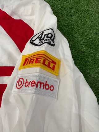 Chaqueta Supreme x Ducati Blanca y Roja