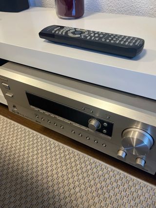 Amplificador Onkyo TX-DS595 + Audio JAMO
