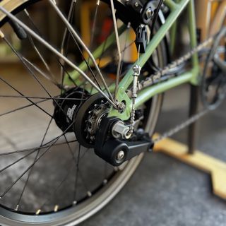 Brompton C-Line Explore M6L Dune Sand Matcha Green