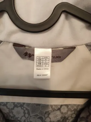 Cortavientos Quechua Beige