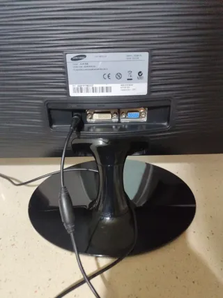 Monitor Samsung S24B150 Negro.