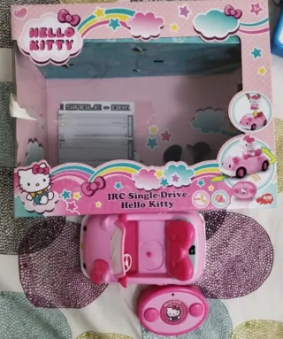 Coche teledirigido Hello Kitty rosa