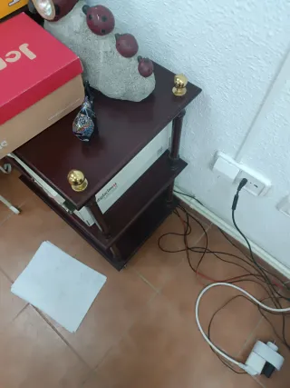 Mueble auxiliar madera 3 repisas y ruedas