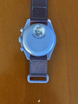 Swatch Omega Super Blue Moonwatch