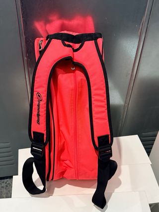 Mochila Bullpadel + 2 palas pádel