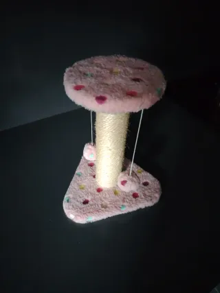 Rascador para gatos con base y poste