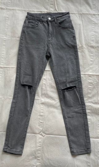 Jeans grises rotos