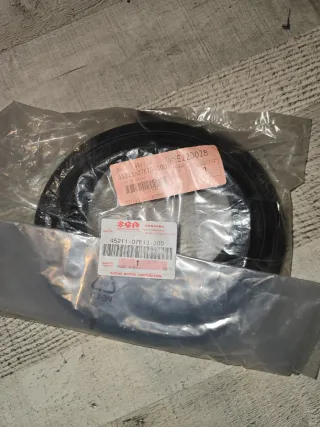 Moldura Asiento Suzuki Burgman 125 (05-06)