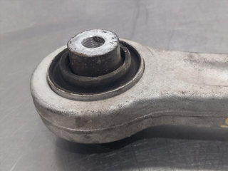 BRAZO SUSPENSION INFERIOR DELANTERO DERECHO AUDI