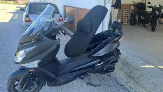 Sym Joymax 300i Moto Scooter Negra