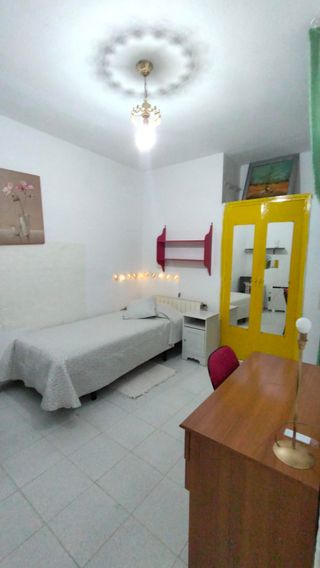 Habitacion en alquiler en centro Madrid para chica