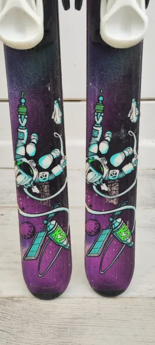Esquís K2 infantiles 136 cm