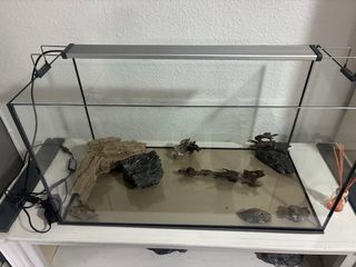 Acuario 105L Y accesorios varios