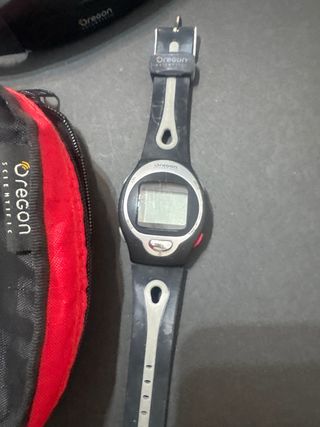 Kit Oregon Scientific Reloj, banda y Bolsa.